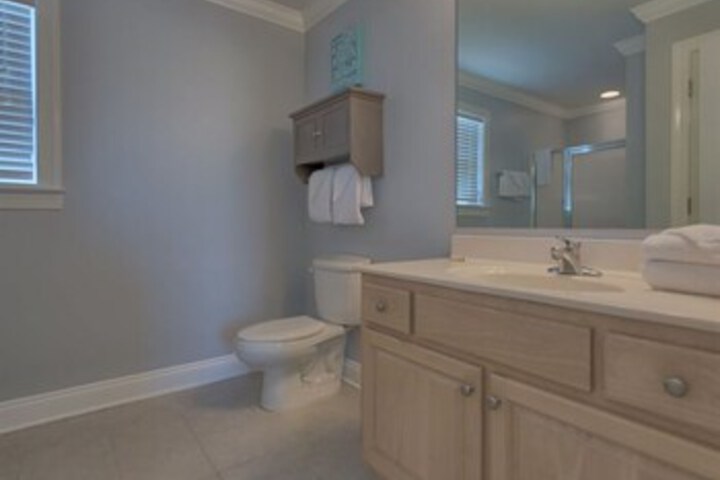 Room 4 of 22