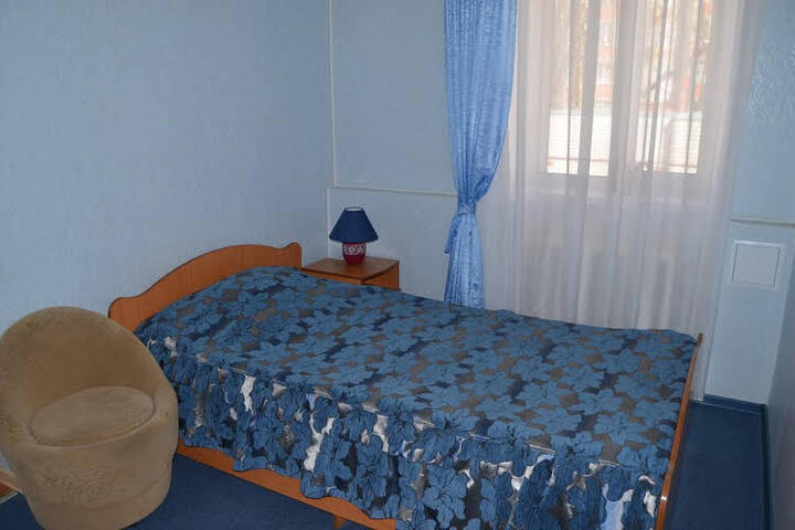 7 Kholmov Hotel