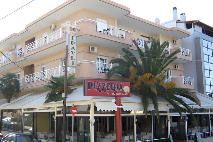 Hotel Epavli
