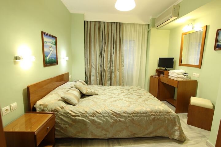 Room 17 of 85