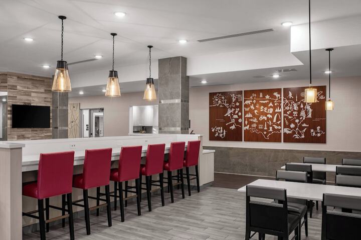 Breakfast area