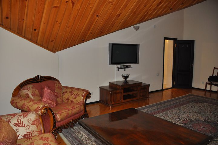 Room 15 of 31