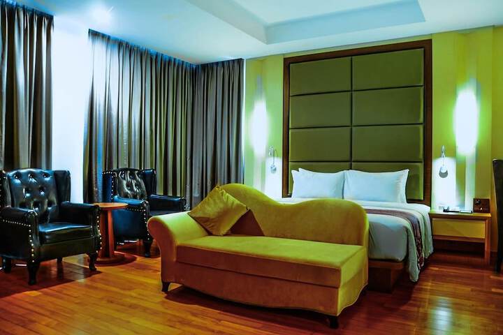 Room 12 of 55