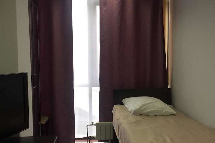 Room 11 of 26