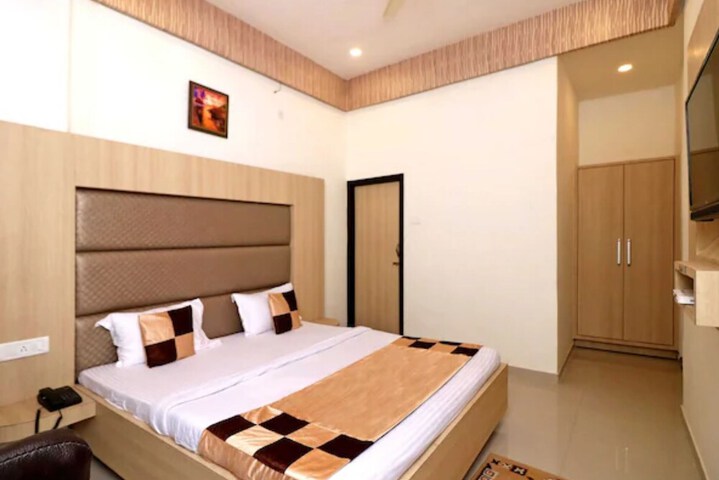 Room 7 of 7