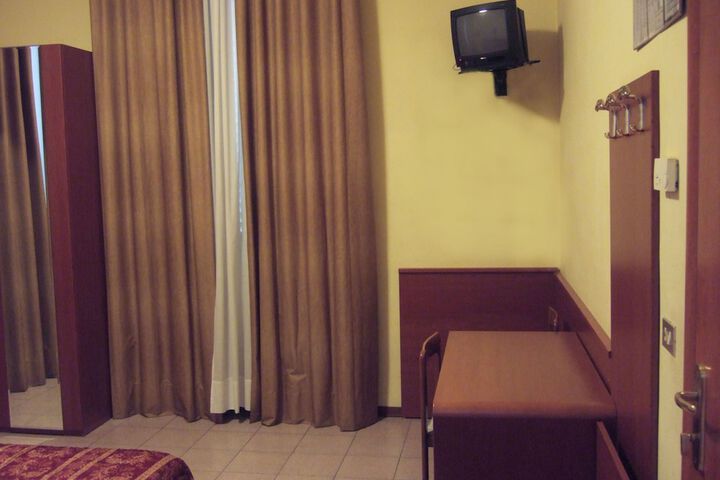Room 20 of 45