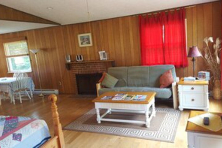 Room 9 of 11
