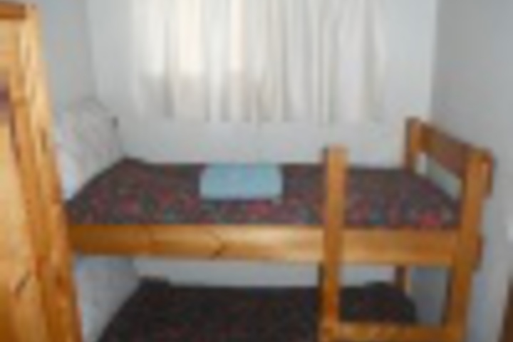 Room 52 of 144