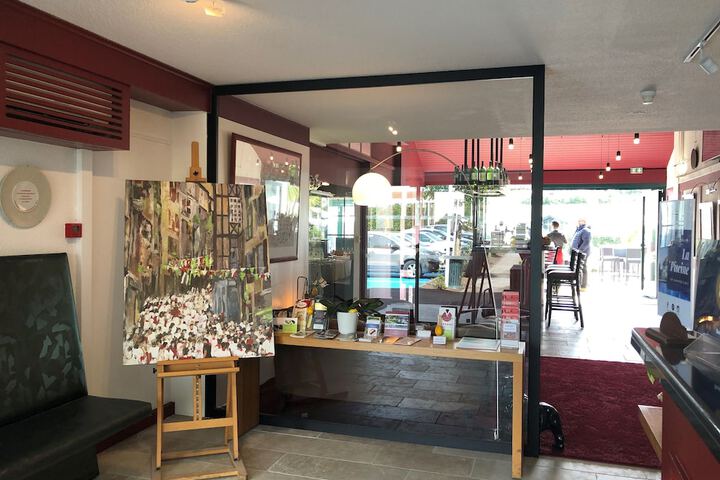Entrance & Lobby