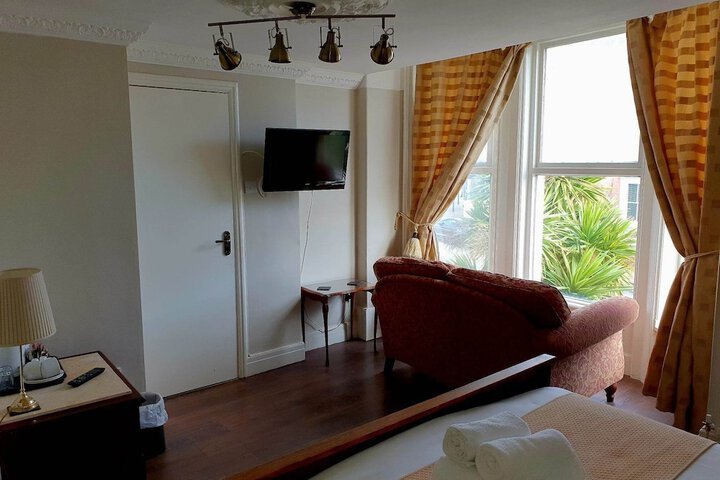 Room 9 of 59