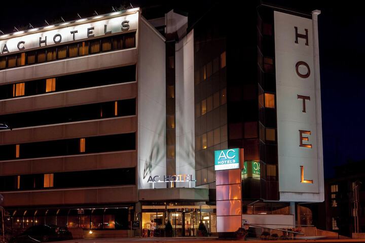Hotel 45 of 50