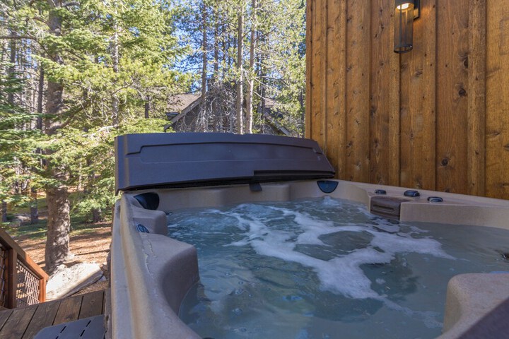 Spa 16 of 25