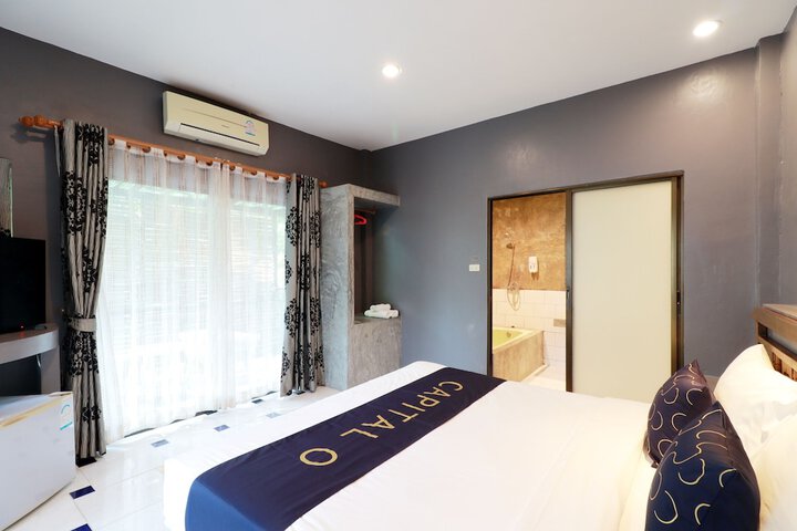 Room 40 of 99