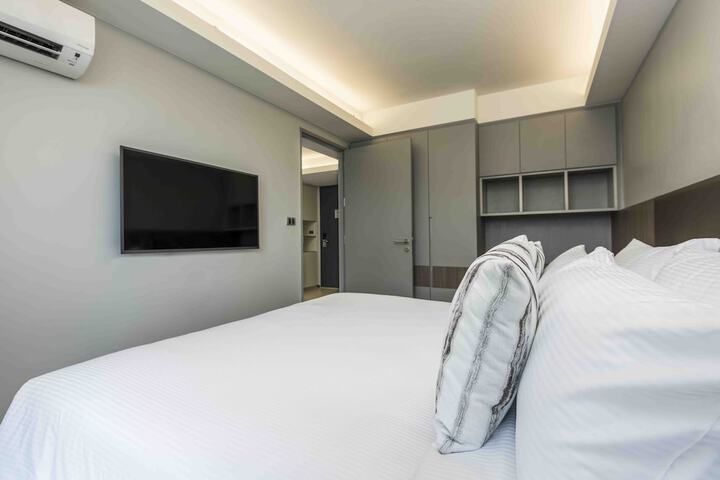 Room 10 of 190