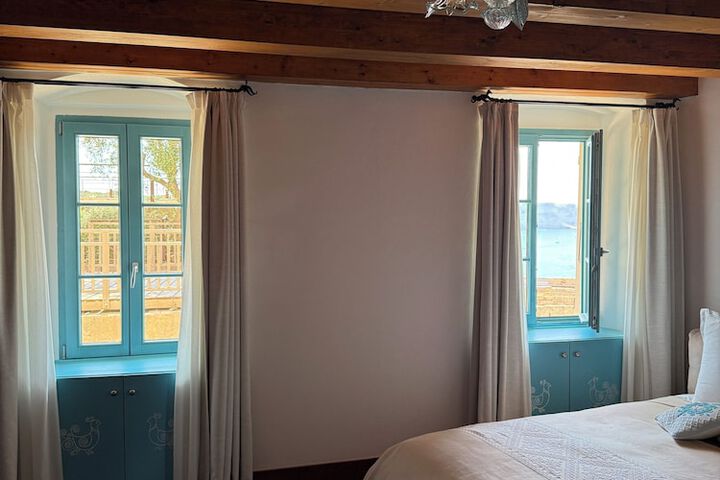 Room 28 of 69