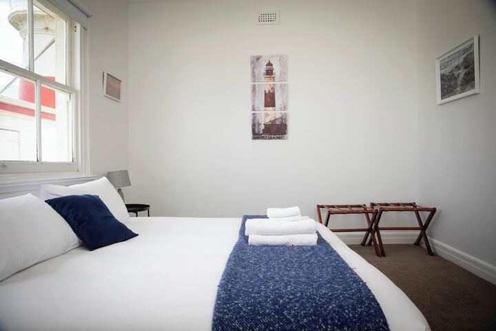 Room 42 of 179