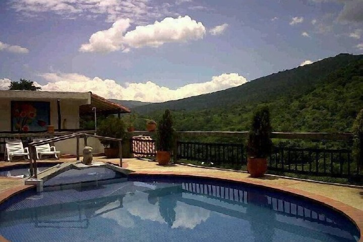 Pool 63 of 100