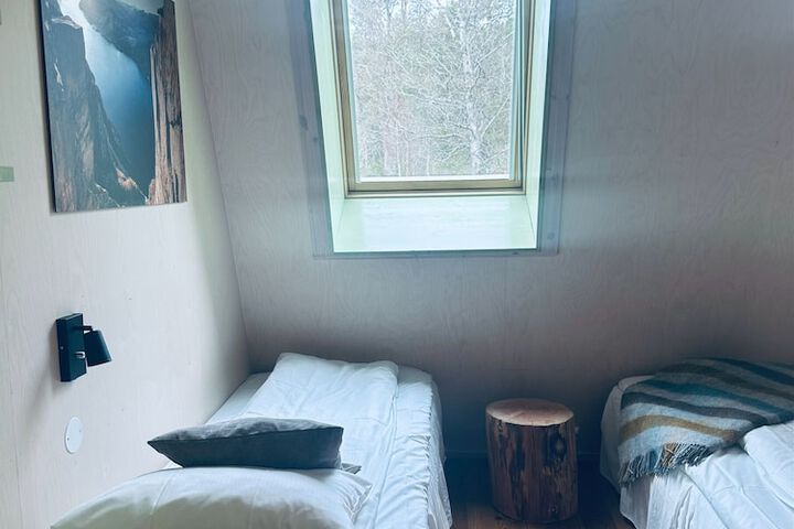 Room 9 of 59