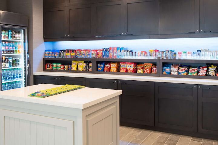 Snack bar