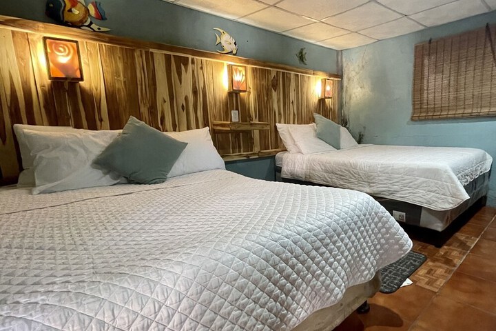 Room 38 of 127