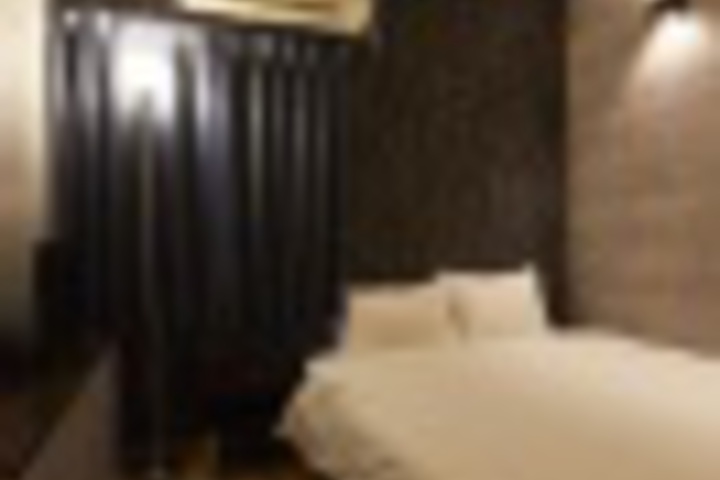 Room 219 of 288