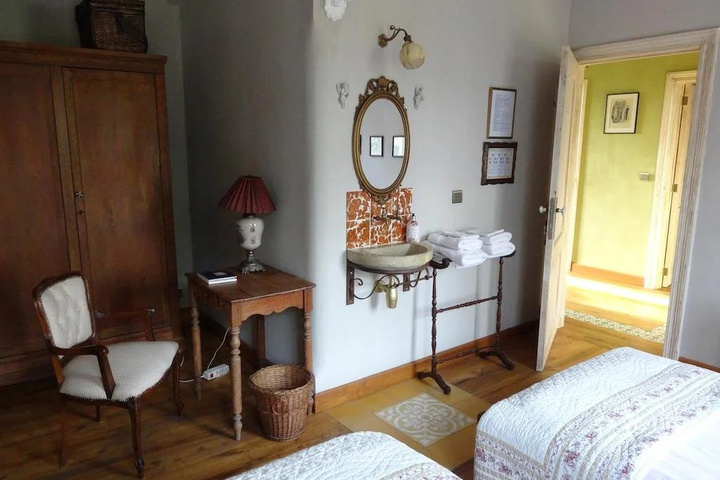 guest_rooms