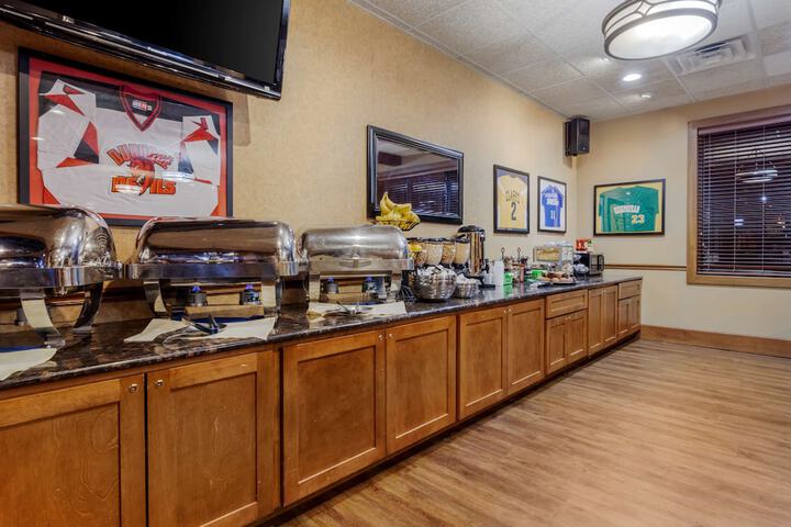 Breakfast area