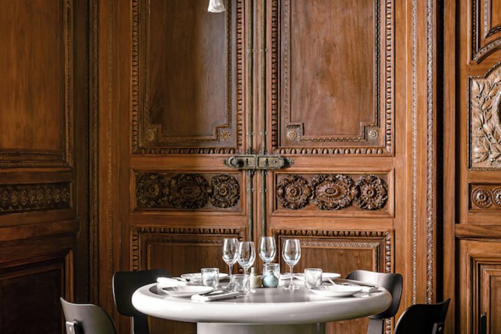 Dining 93 of 136