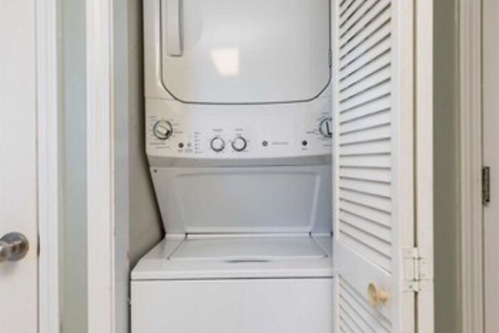 Laundry 9 of 26