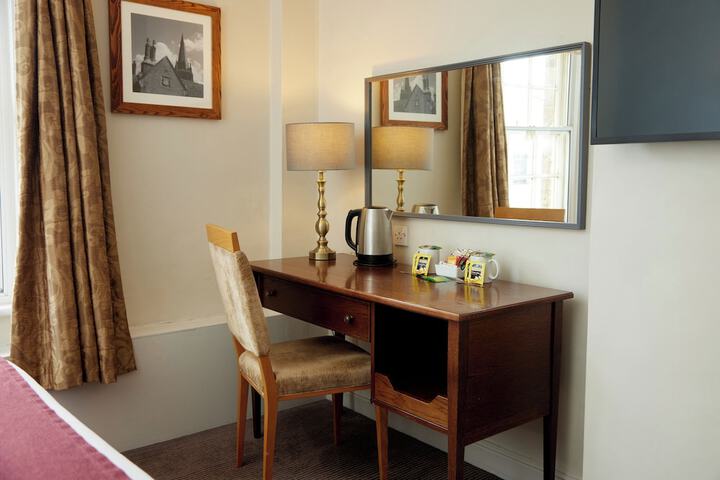 Room 15 of 47