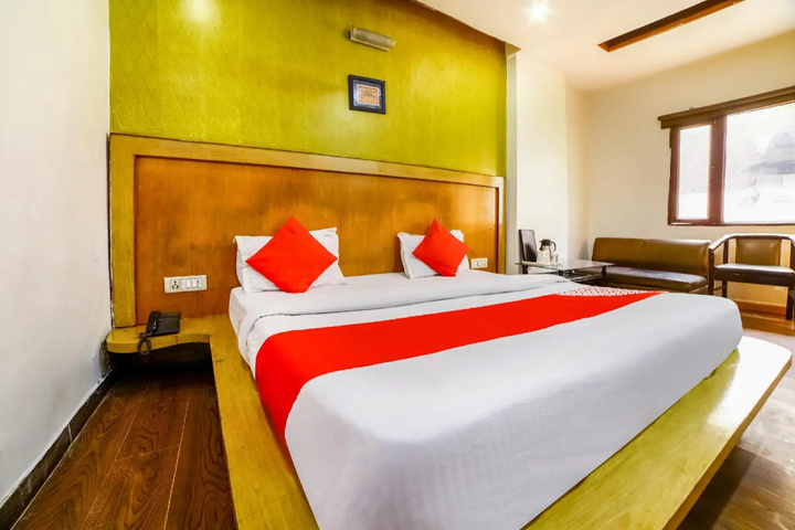 Hotel Splash Inn by OYO Rooms