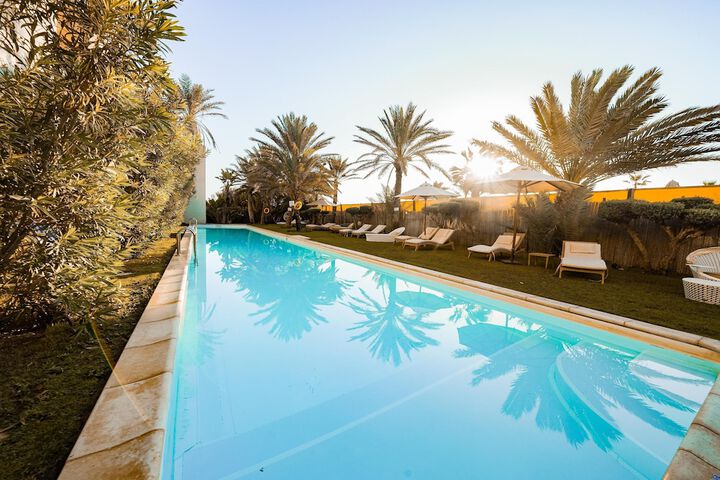 Pool 54 of 116