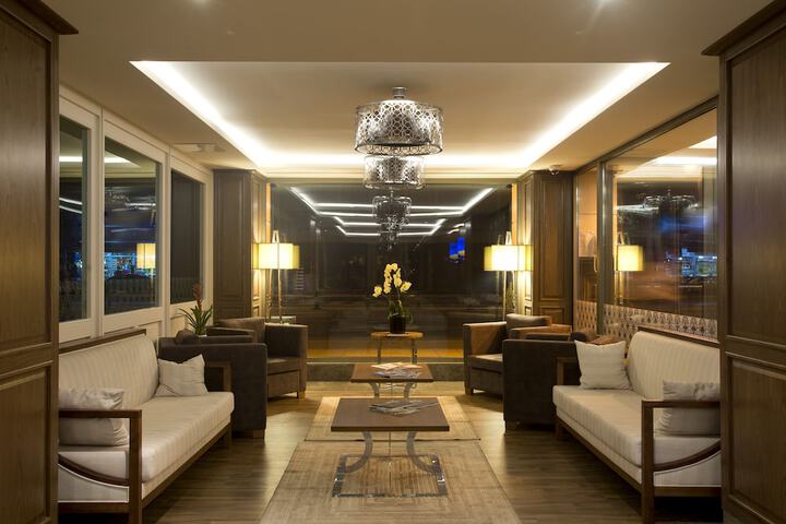 Lobby Photo