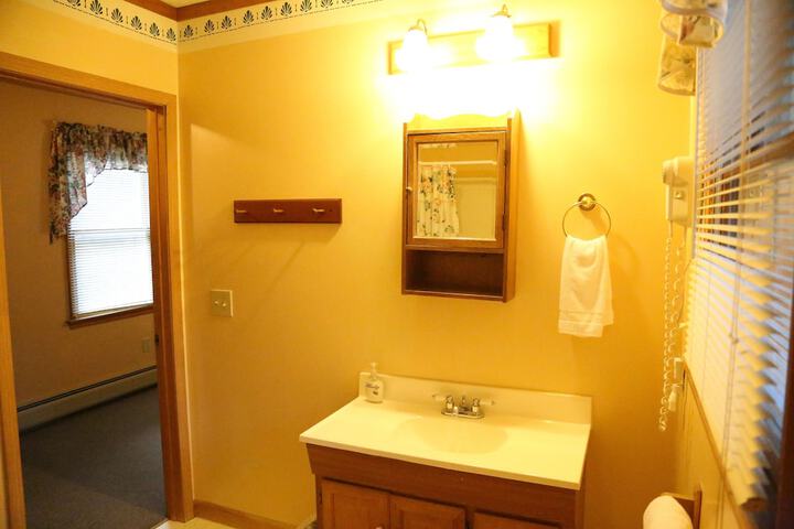 Room 119 of 165