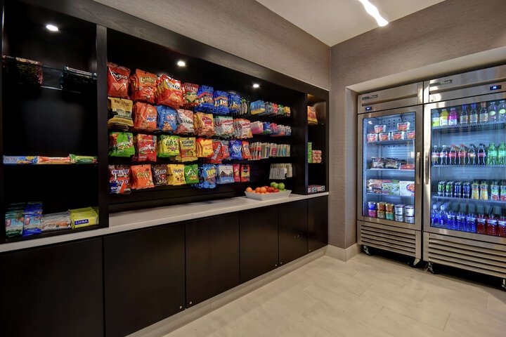 Snack bar