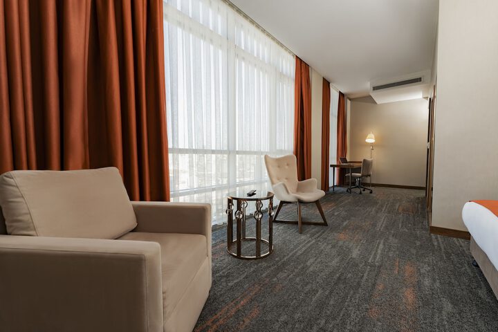 Room 78 of 122