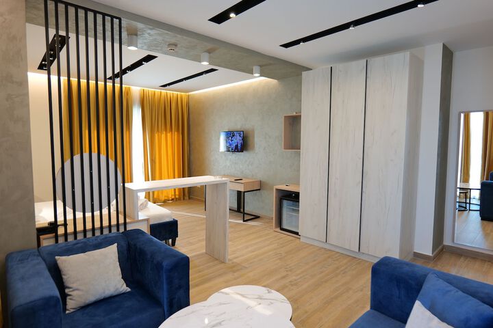 Room 14 of 126
