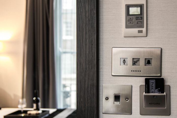 Room amenity
