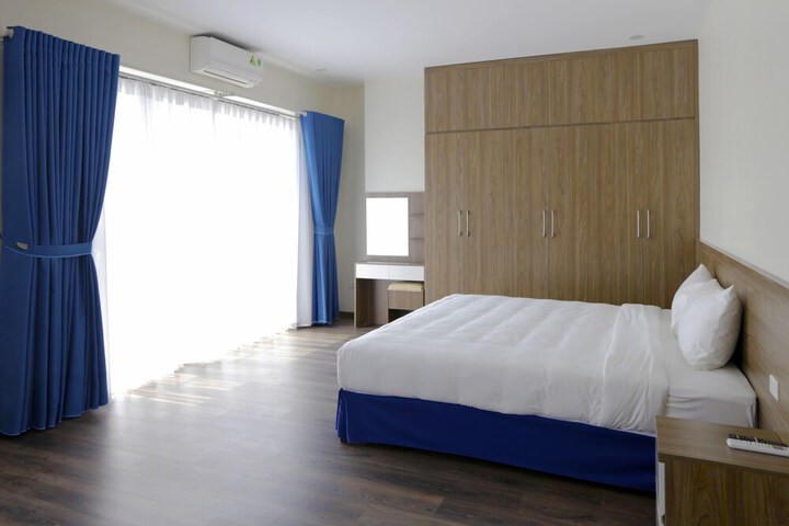 Room 8 of 41