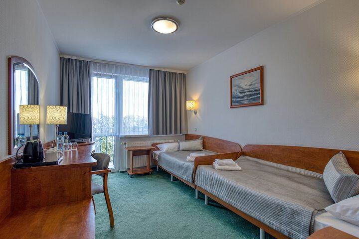 Room 6 of 41