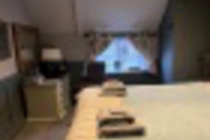 Room 147 of 312