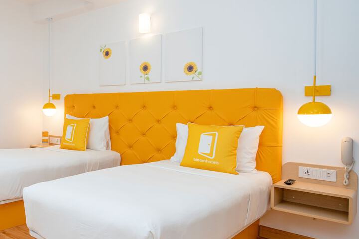 Room 10 of 27