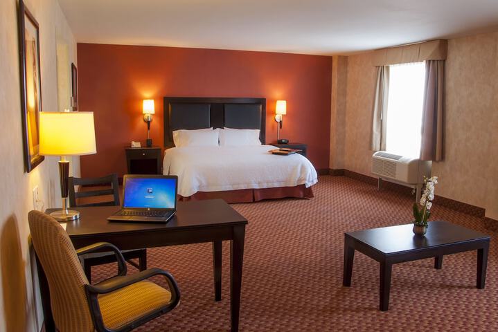Room 6 of 39