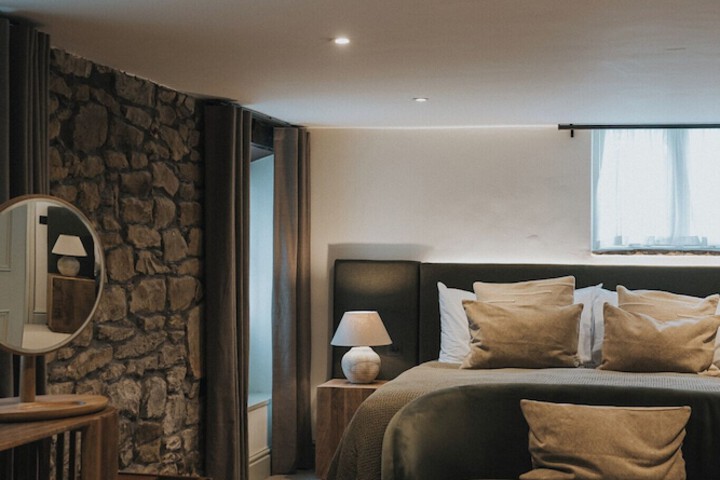 Room 3 of 26