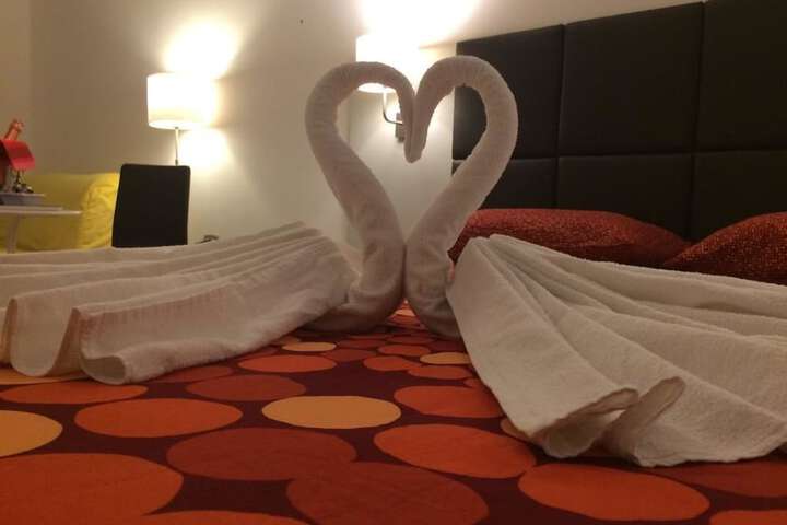 Room 10 of 61