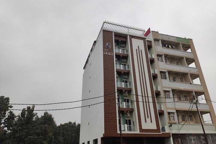 Hotel 55 of 56