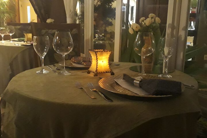 Dining 92 of 128