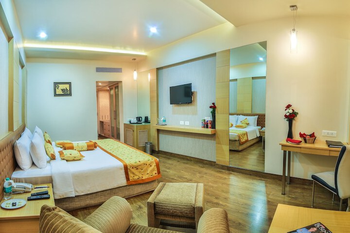 Room 30 of 120