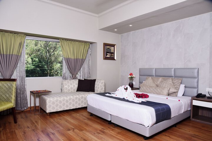 Room 10 of 53