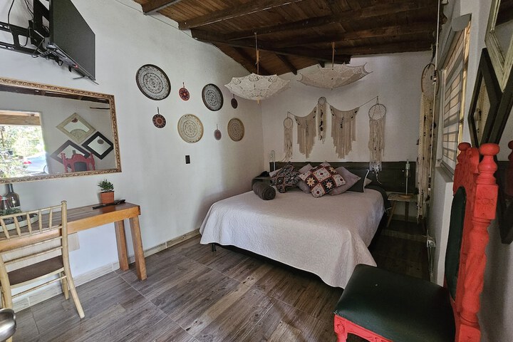 Room 18 of 32